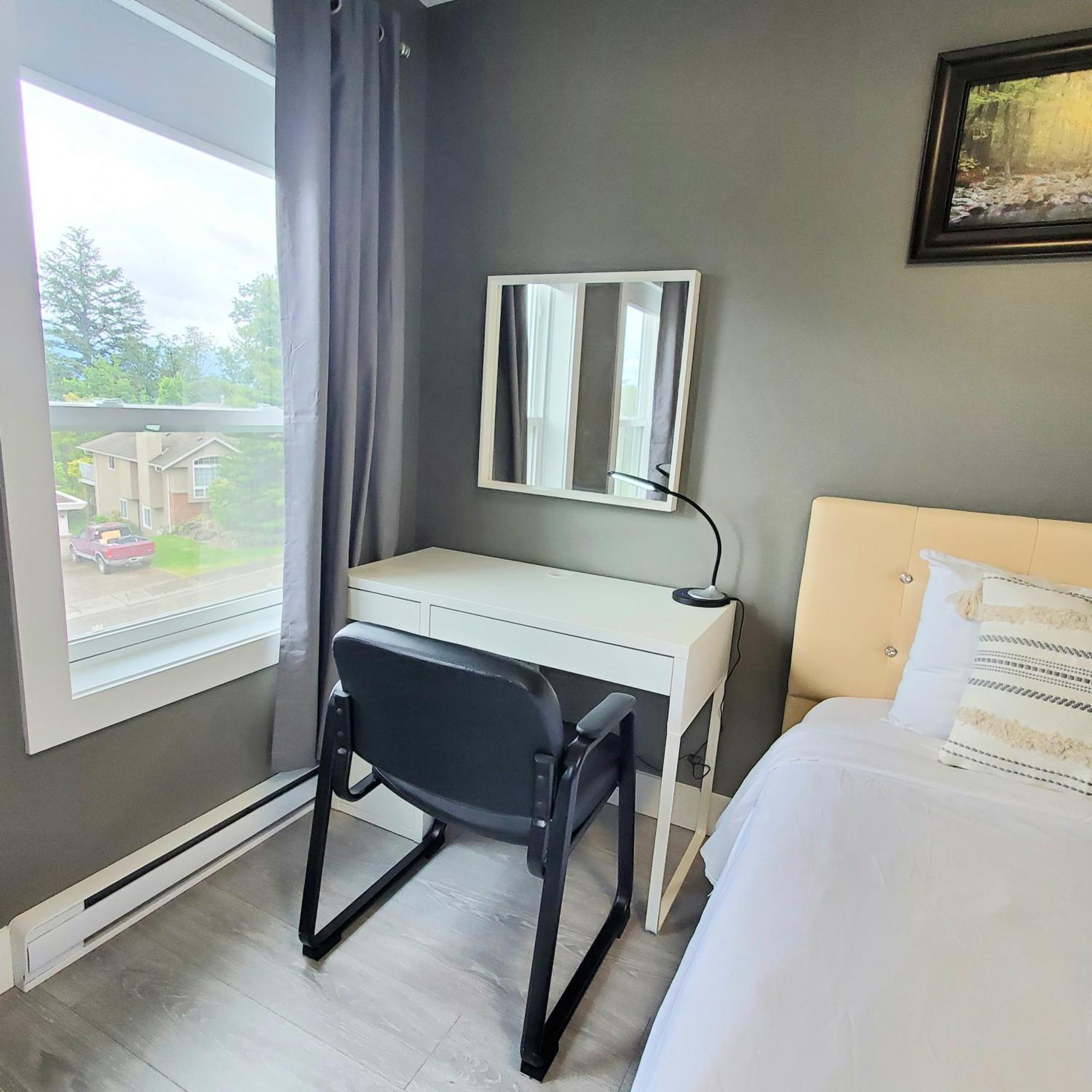 Mountain Retreat 3 Bedroom Garden House Near Heritage Park, Coliseum , Hwy 1, Fishing, Cultus Lake 칠리왝 외부 사진